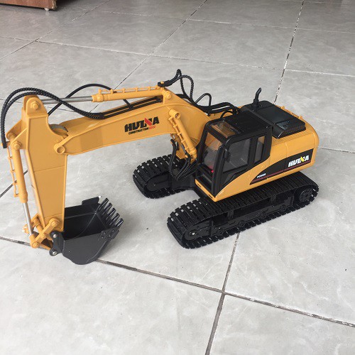 Máy xúc hợp kim 15 kênh điều khiển từ xa cực ngầu