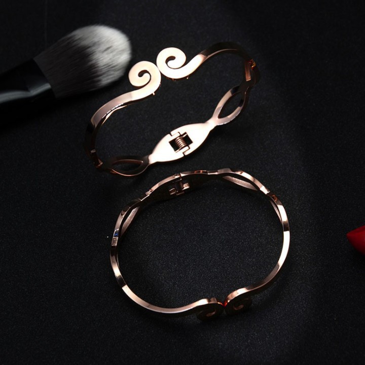 Vòng Tay Kim Cô Phim Hoa Du Ký Titan Không Đen TT 1139