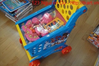 Xe đẩy siêu thị size to(kèm 1 bộ đồ chơi bên trong xe)