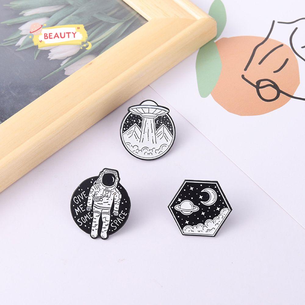 Ghim Cài Áo Hình Phi Hành Gia / Tàu Vũ Trụ Dễ Thương
