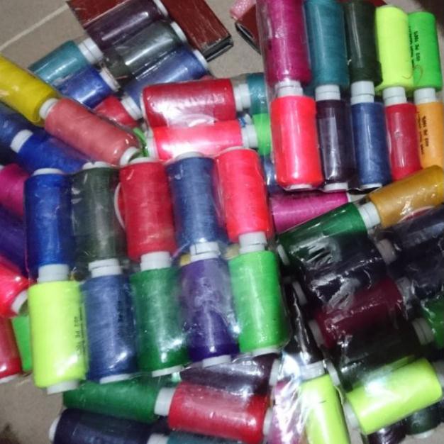 10 CUỘN CHỈ MÀU