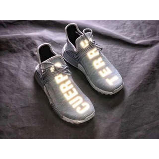 Giày human race