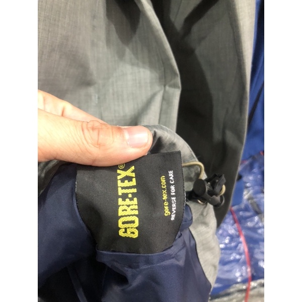 Áo gió 2 lớp trống nước