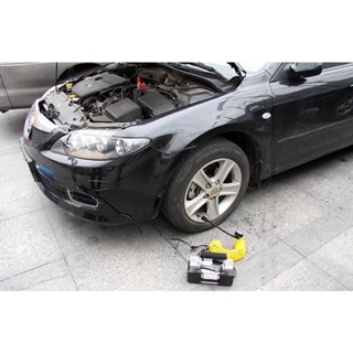 Bơm lốp oto xe hơi 12v