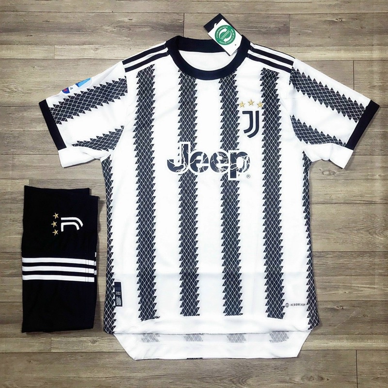 Set quần áo bóng đá CLB Juventus sân nhà mùa giải 2022/2023- Trắng sọc đen - Vải gai thái