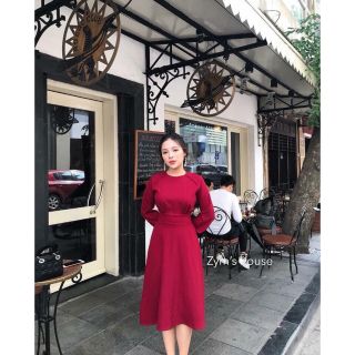 Váy xòe đỏ