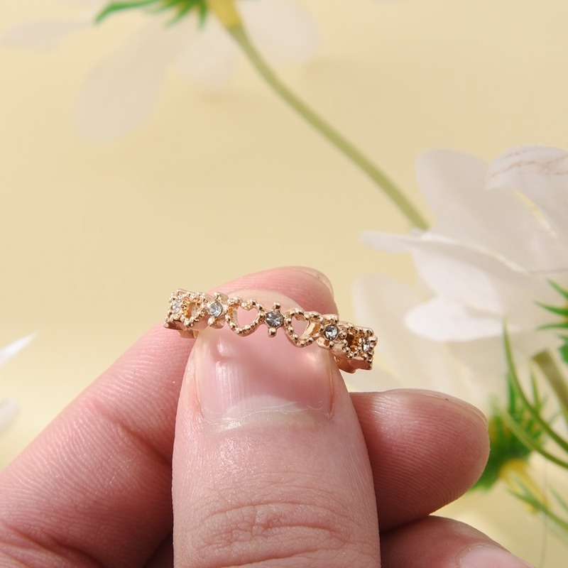 1 Nhẫn Hở Khảm Đá Zircon Hình Trái Tim Màu Vàng Sang Trọng Có Thể Điều Chỉnh Thời Trang