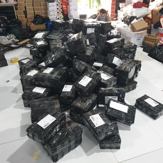 Giày thể thao sneaker v2 true . .