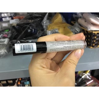 Kem lót mắt Catrice Prime and Fine Eyeshadow Base.