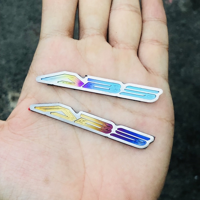 Tem Titan Logo Chữ ABS, Size Nhỏ Với 2 Phối Màu Điện Phân Và Khò