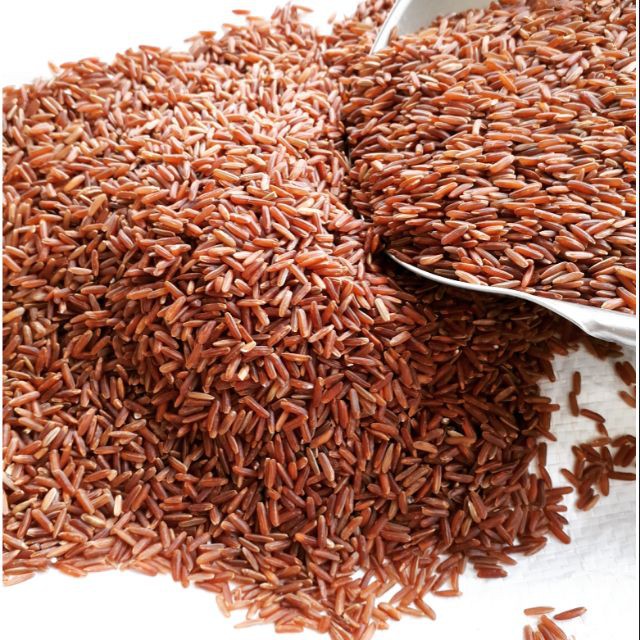 Trà gạo lứt đậu đen xanh lòng 500gr, loại đậu đen quê hạt nhỏ.