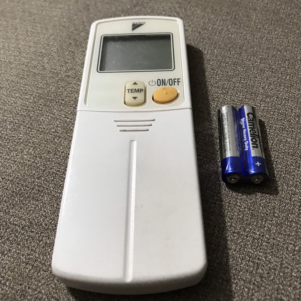 Remote điều khiển điều hòa daikin 1 chiều hàng zin theo máy