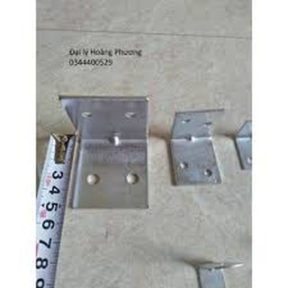 Ke góc 4 lỗ cân