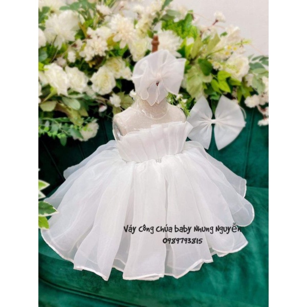 Váy công chúa Nhung Nguyễn gà mới