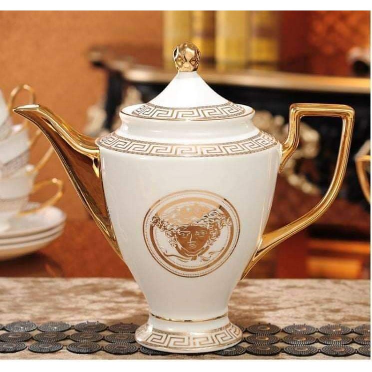 BỘ ẤM CHÉN SỨ XƯƠNG KÈM  BÌNH ĐƯỜNG RÓT SỮA VERSACE MÀU TRẮNG VIỀN VÀNG