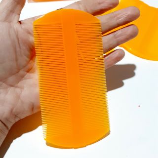 Lược dày chải chí