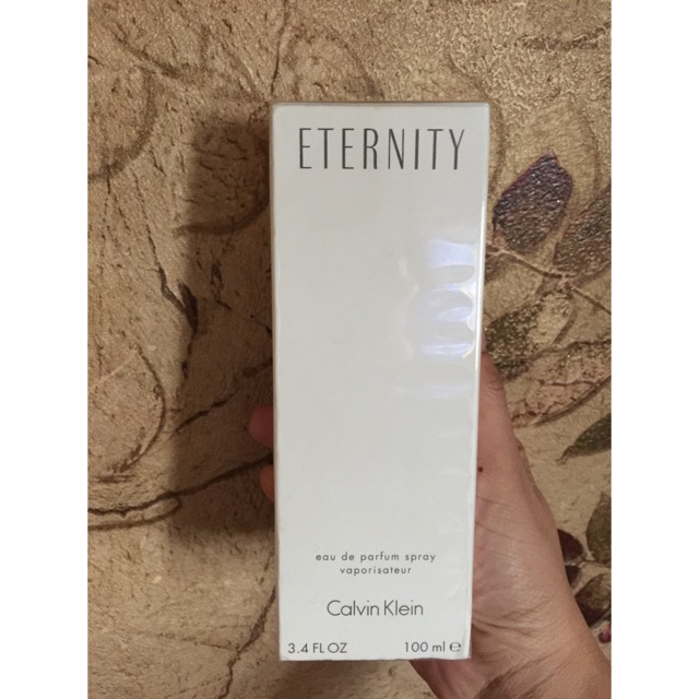 Nước hoa  Enternity của Mỹ