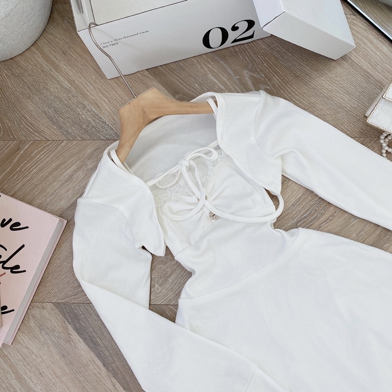 SET ĐẦM TRẮNG NHÍU GẮN NÚT + ÁO KHOÁC CROPTOP TRẮNG