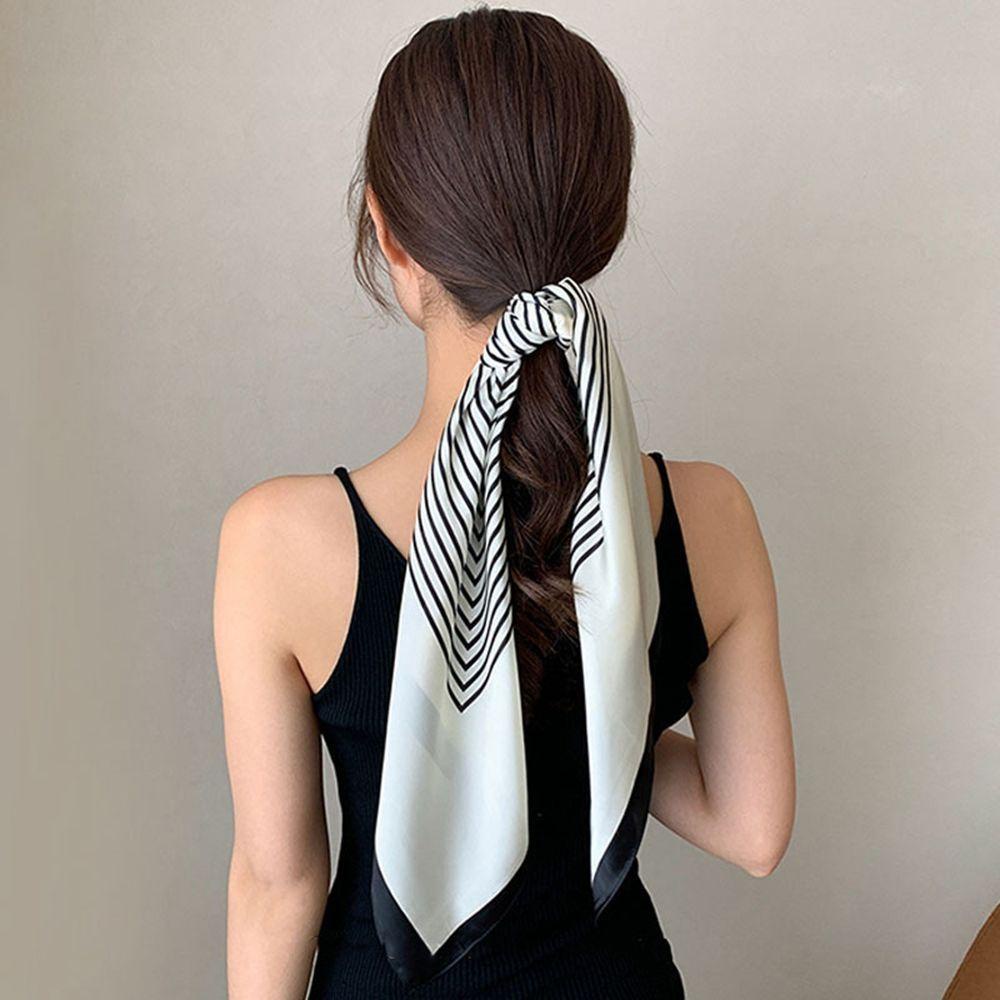 Khăn Quàng Cổ Lụa Hình Vuông Họa Tiết Kẻ Sọc Phong Cách Pháp Cổ Điển Thanh Lịch