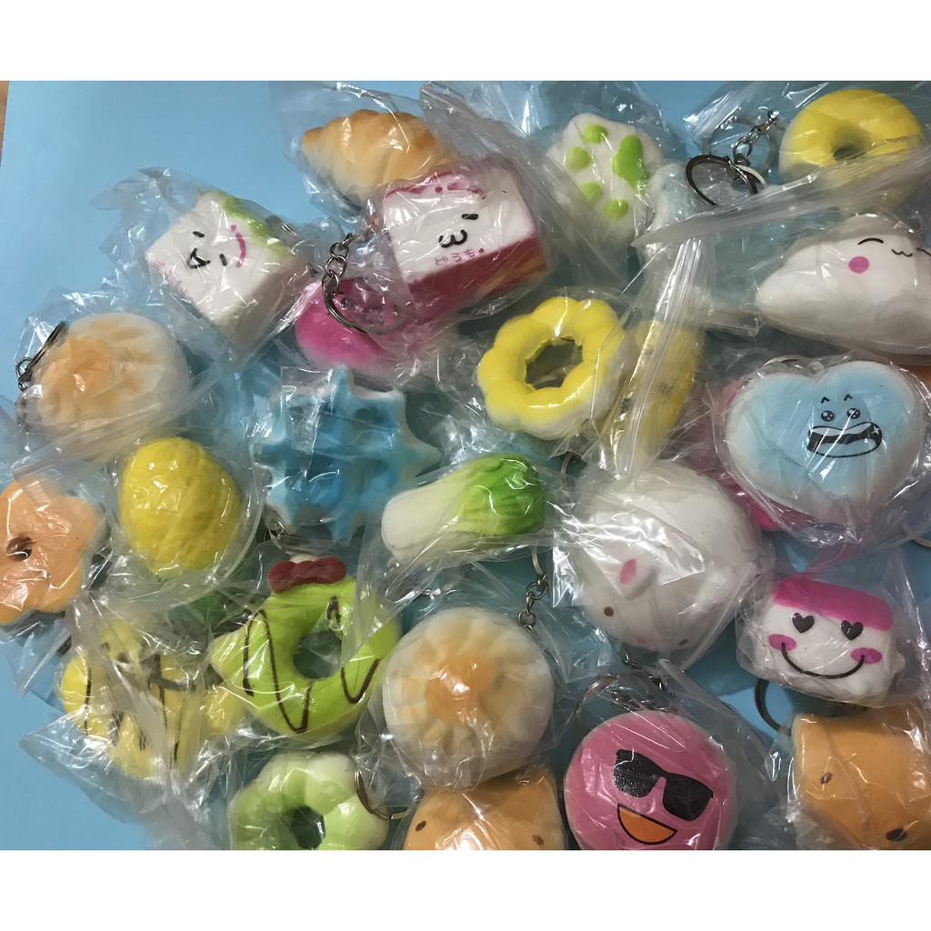 Combo 30 squishy đủ loại giá rẻ ngẫu nhiên tặng móc khóa- đồ chơi an toàn cho trẻ mã sản phẩm RJ4433