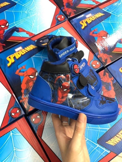 ❤HÀNG CÓ SẴN❤️  Giầy Sneaker Spiderman dư xịn nguyên hộp cho bé trai siêu đẹp, chất mềm đi rất thích và thoải mái