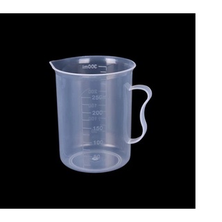 Ca đong chia vạch 250ml chất liệu nhựa dẻo chịu nhiệt độ cao