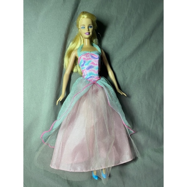 Búp bê Barbie công chúa