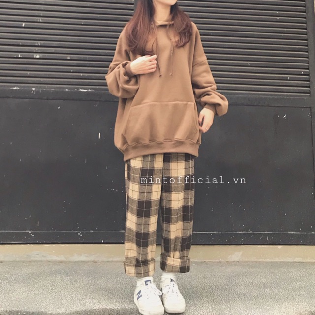 Set áo nâu quần kẻ nâu