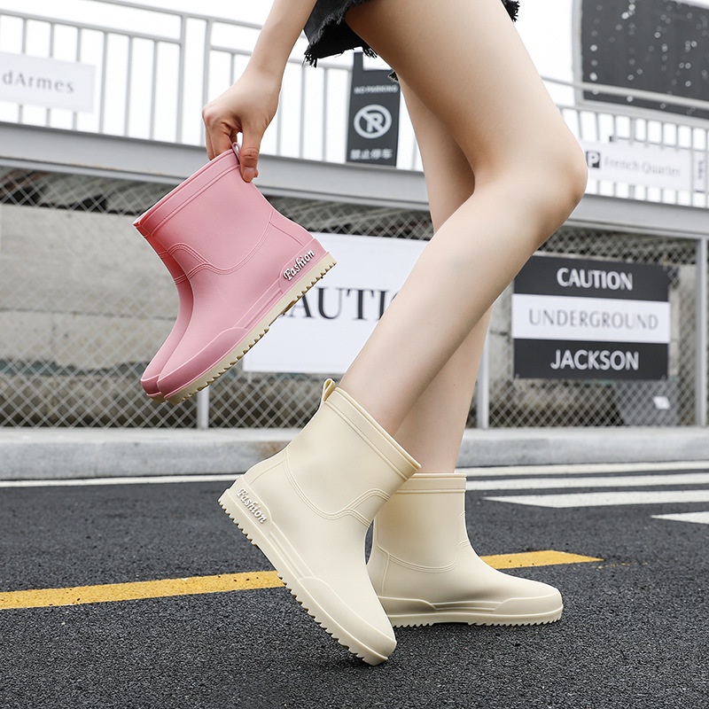 Bọc Giày Cao Su Chống Trượt Không Thấm Nước FT2436