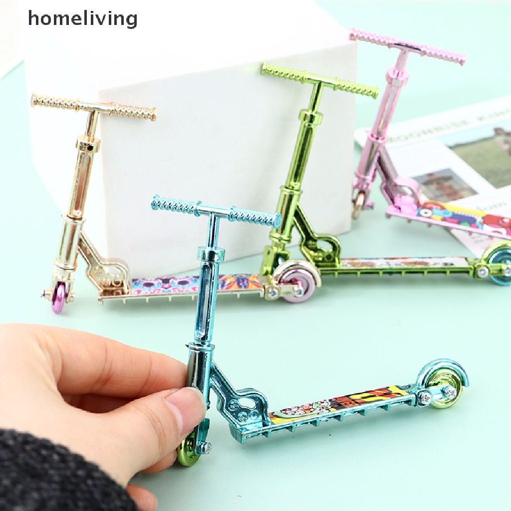 homeliving Mini Plastic Simulation Finger Two Roller Scooter Model Children Educational Toy .