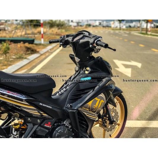 Tem rời Exciter 2011. Chất liệu CROM, LC vàng, dán xe xanh GP. Ex 135 đời 2011 đến 2014.