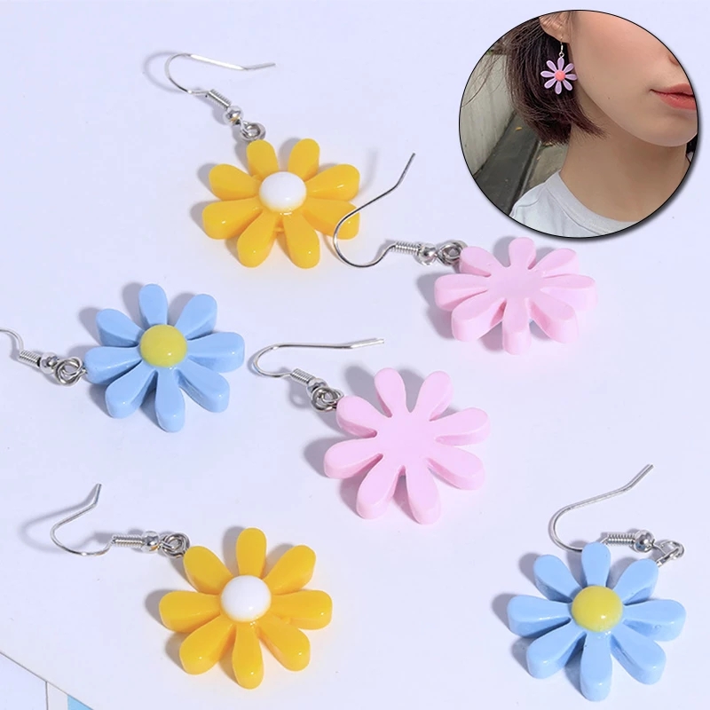 Set 2 Khuyên Tai Hình Hoa Xinh Xắn Dành Cho Nữ