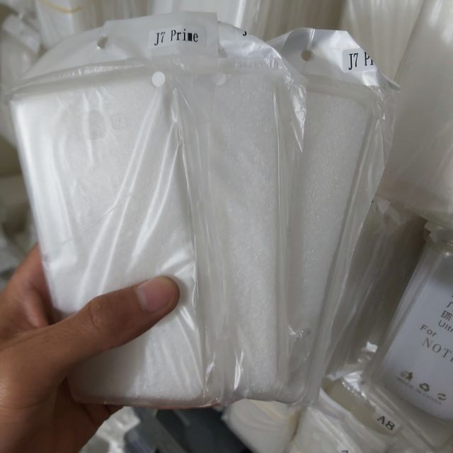 Bộ 3 chiếc ốp lưng  silicon trong suốt cho galaxy j7 prime (loại tốt)