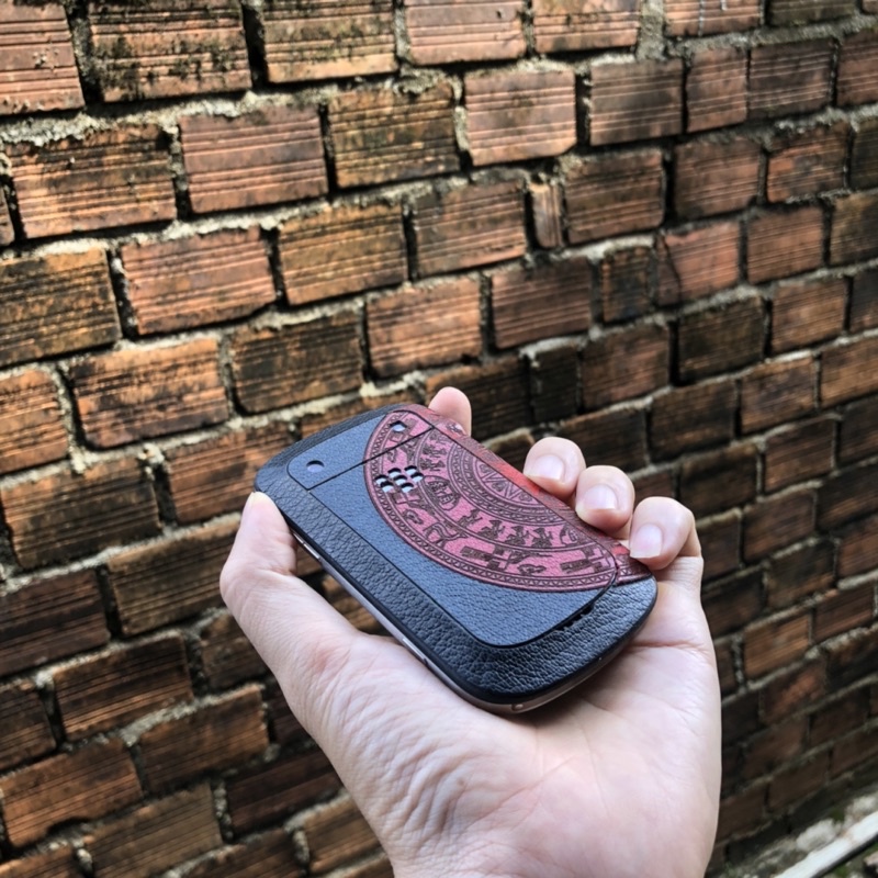 Điện Thoại Blackberry 9900