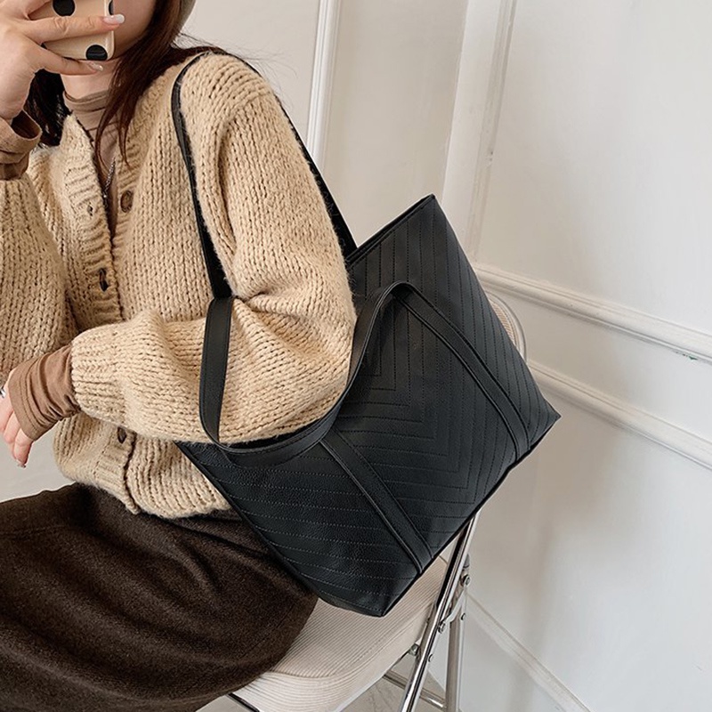 Túi xách đeo vai IELGY sức chứa lớn màu tương phản phong cách Hàn Quốc dành cho nữ