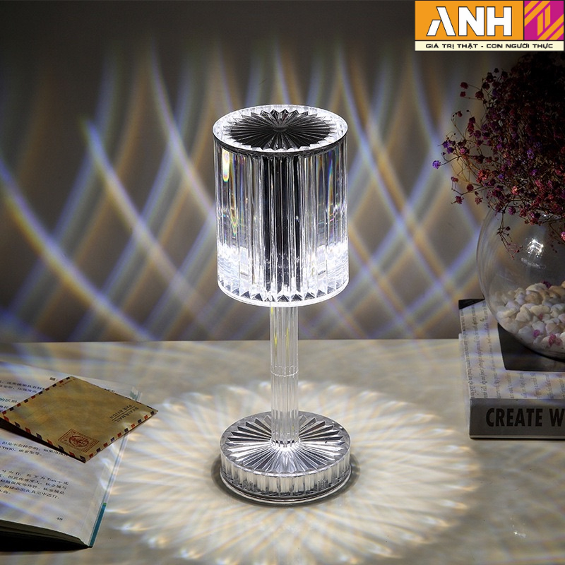 Đèn ngủ, đèn trang trí pha lê cảm 16 màu RPG, cảm biến lãng mạn chiếu hình độc đáo.B12