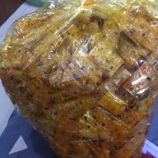 bánh trán cuốn tay ninh