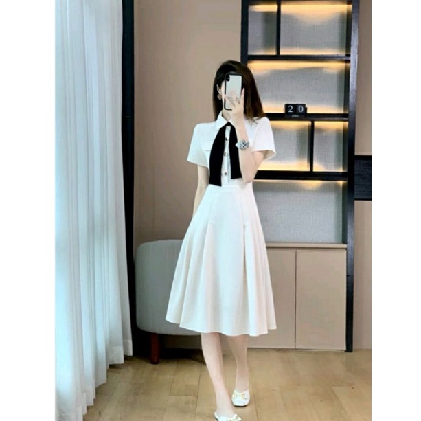 Đầm Xòe Cổ Sơ Mi Phối Nơ