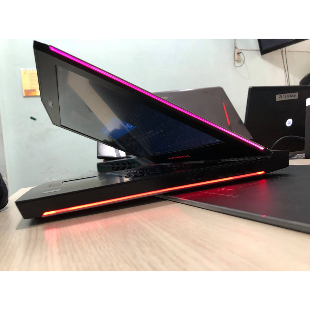Laptop Dell Alienware 15R3, i7 7700HQ, 16G, 128G + 1T, RX570 = 8G, 15.6in | BigBuy360 - bigbuy360.vn
