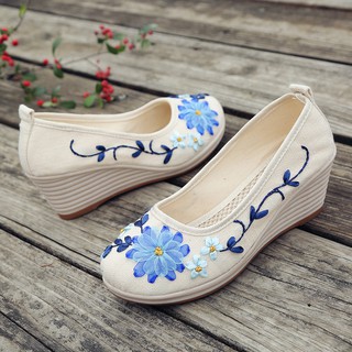 GIÀY THÊU HOA LÁ CAO 5CM (CÓ NHIỀU MÀU)