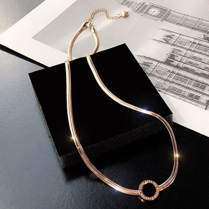 Vòng cổ Mặt Đá Mã Não Đen | Vòng cổ Thép Titan Mạ Vàng 18K Đính Đá Pha Lê