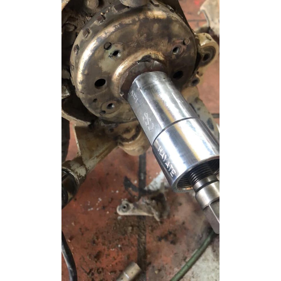 Vam cảo walang qua lăng vô lăng mâm lửa Suzuki Hayate và Sym Attila FI CSG cao cấp Việt Nam