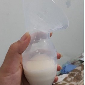 Cốc,Phễu Hứng Sữa Rảnh Tay Breast Pump