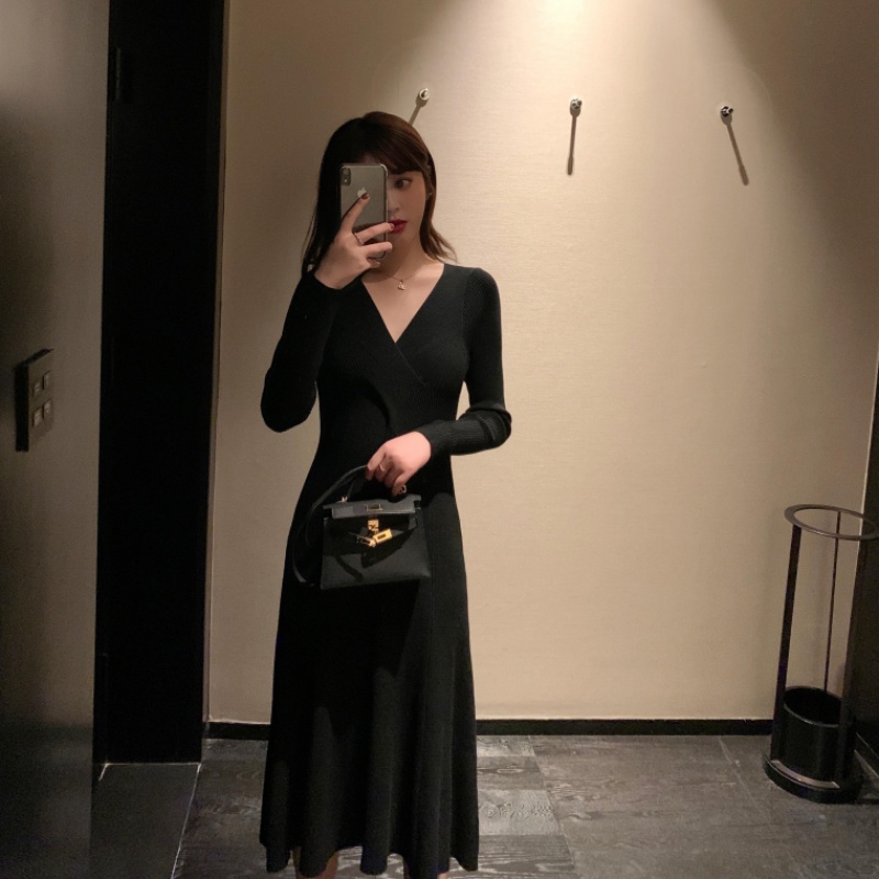 Đầm len tay dài cổ chữ V phong cách thanh lịch cho nữ