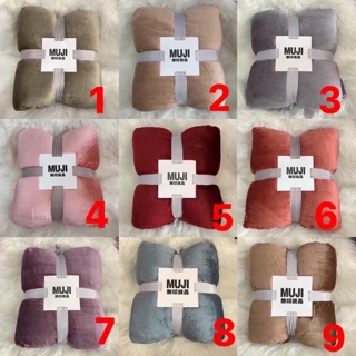 Chăn tuyết MUJI xuất Nhật hàng đủ 1.8 Kg