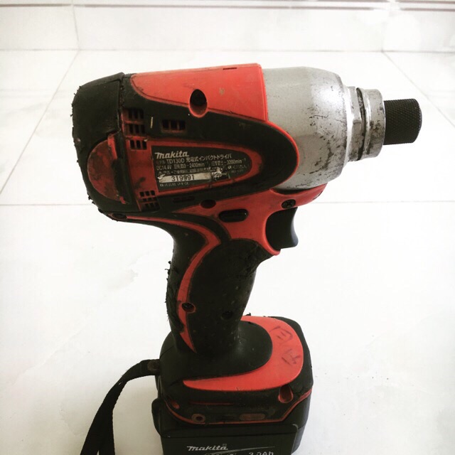 Máy bắn vít makita nội địa nhật 14,4v