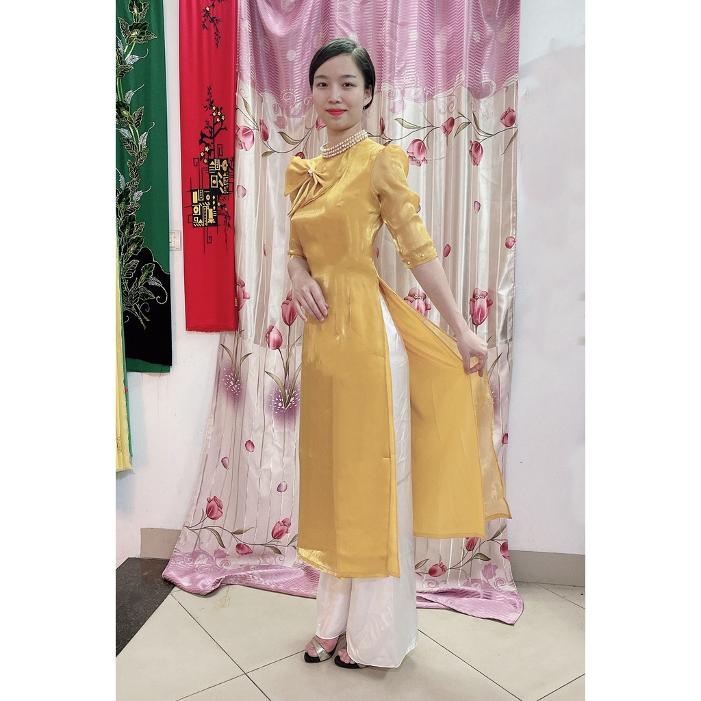 Áo dài cách tân MAAY tơ óng 4 tà cổ đính vòng ngọc, thắt nơ Màu Vàng, Áo dài bê tráp cưới