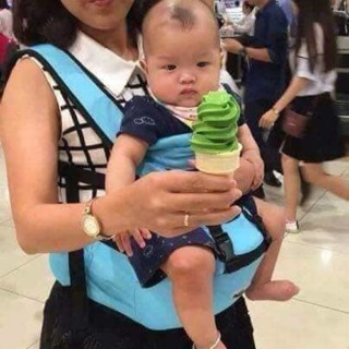 Địu cho bé