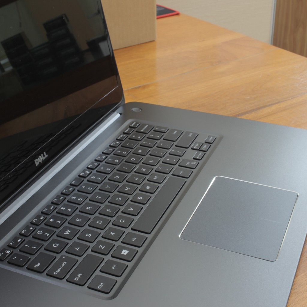 Laptop vỏ kim loại DELL Inspiron 15-7547 15.6'' Core I5 2.70GHz 4G 120G SSD [màu bạc] | WebRaoVat - webraovat.net.vn