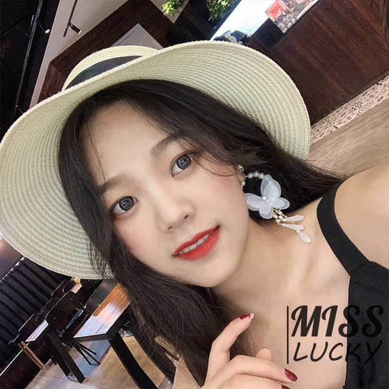 Khuyên tai nữ kiểu dáng thời trang thanh tú